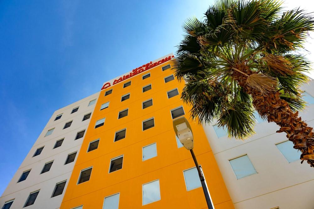 One Irapuato Exterior foto